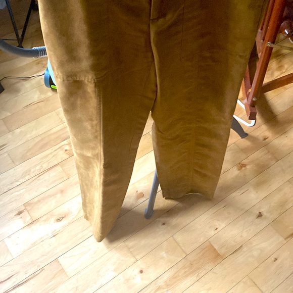 Banana Republic, size 8 , suede effect pants , woman - Picture 2 of 8